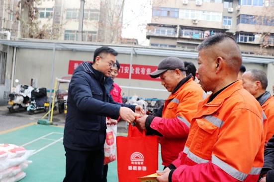 https://img.jianpian.info/2659100/article/20240208/9135817bae3f4fdfbfbc96e7b075f832.jpg?imageView2/2/w/750/h/1400/q/80